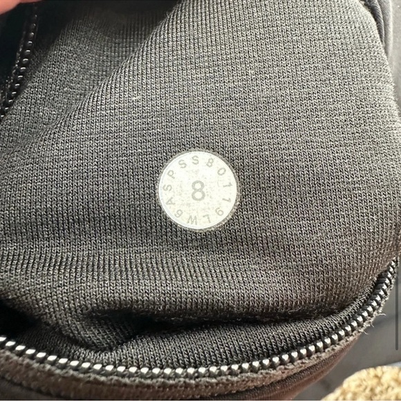 Lululemon Zip The Line Crop 23” Black / Utility Blue - Picture 7 of 9